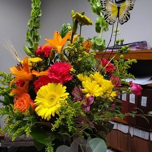 Meet your Posher, Val